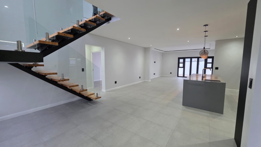 4 Bedroom Property for Sale in Sandown Western Cape